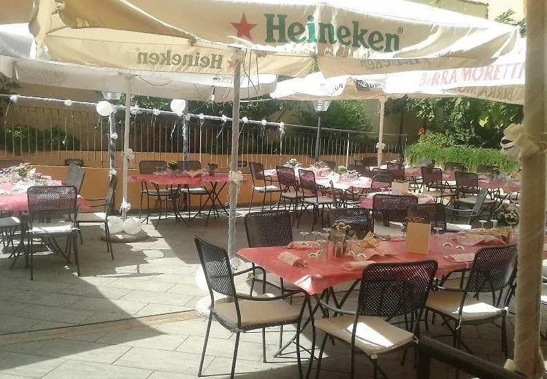 Hotel Giardino del Sole Savona 0*,